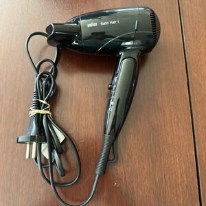 Braun Satin Hair 1 Compact Travel Hair Dryer EURO PLUG.   A